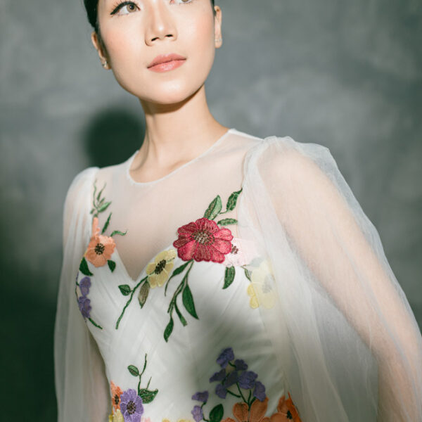 White Floral Fantasy